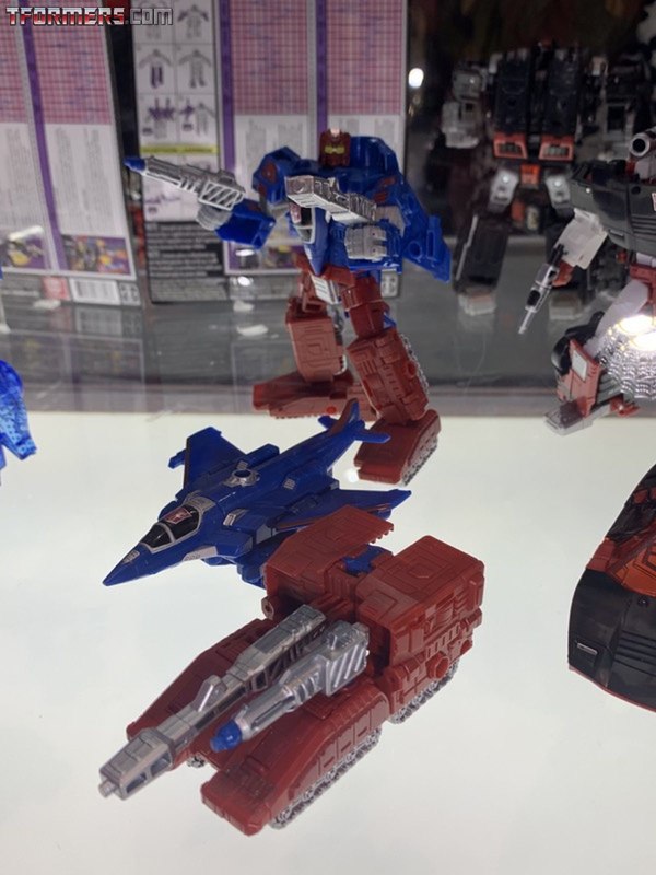 SDCC 2019  Ratchet, Impactor  Holo Mirage Powerdasher  Greenlight  (17 of 29)